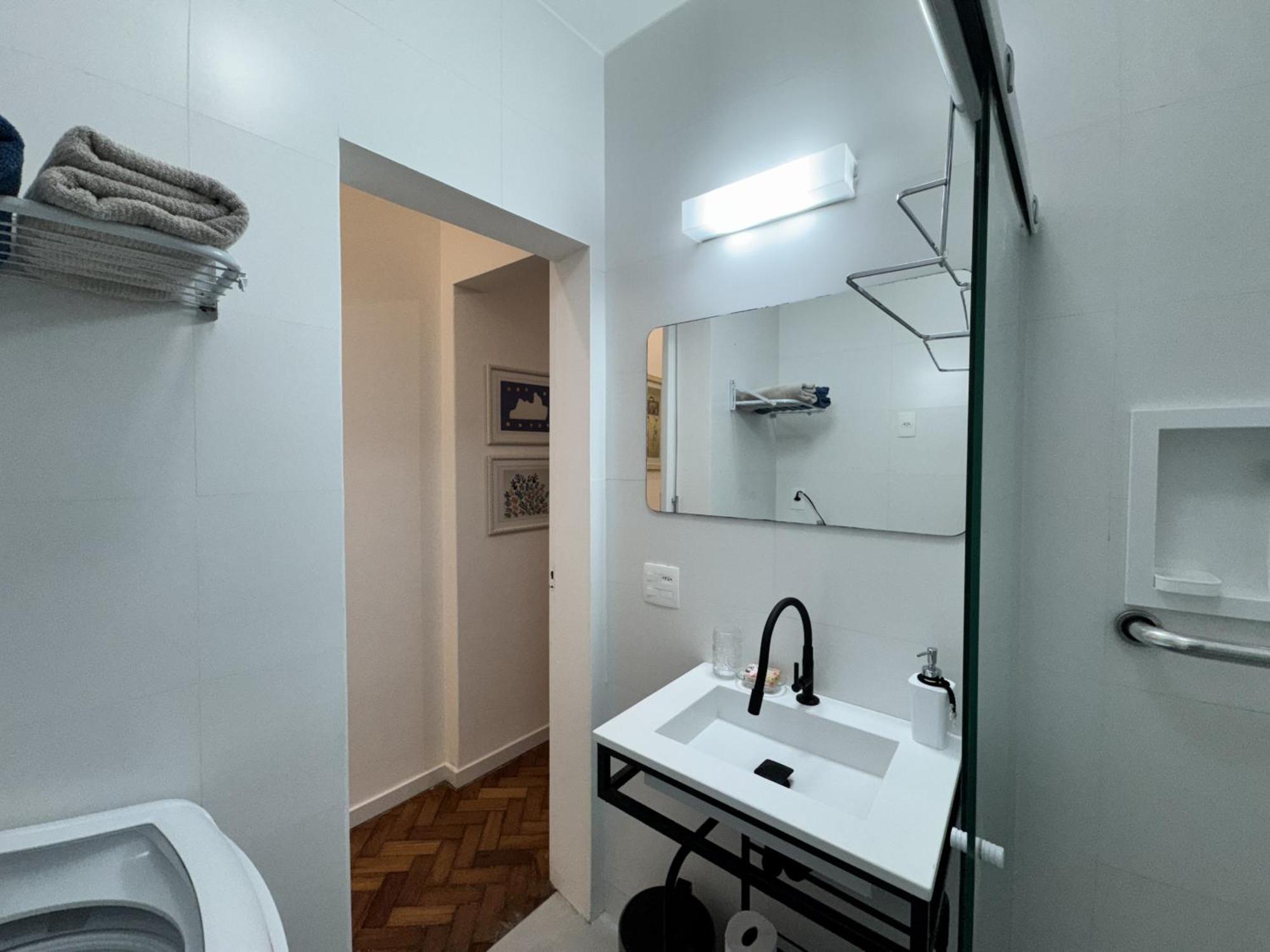 Tranquilo, Na Quadra Da E Perto De - Besthostrio Appartement Rio de Janeiro