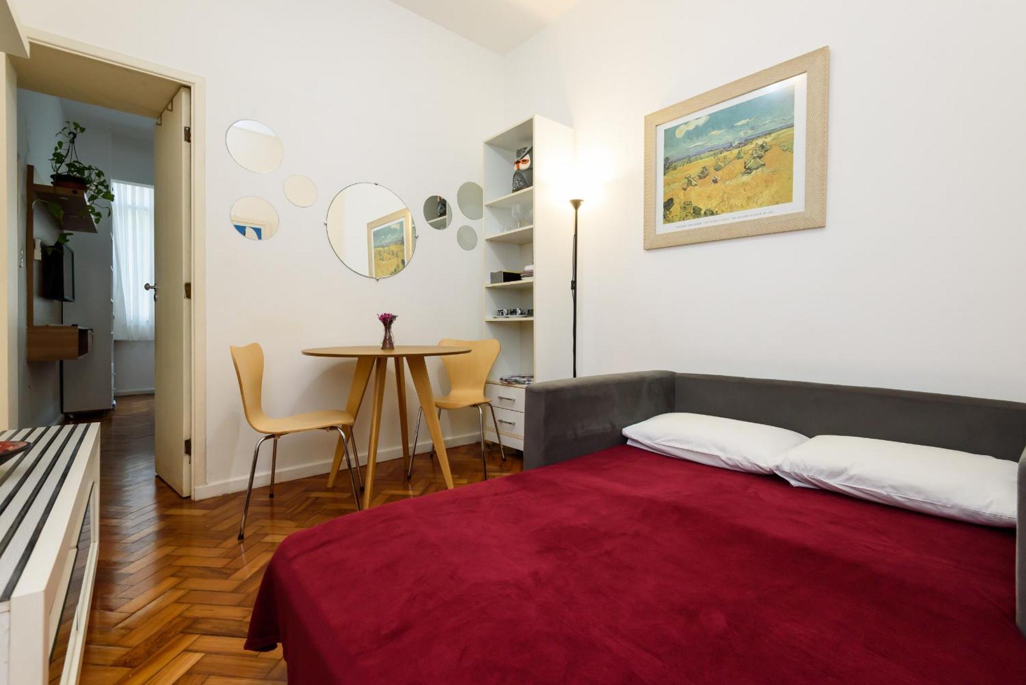 Tranquilo, Na Quadra Da E Perto De - Besthostrio Apartemen
