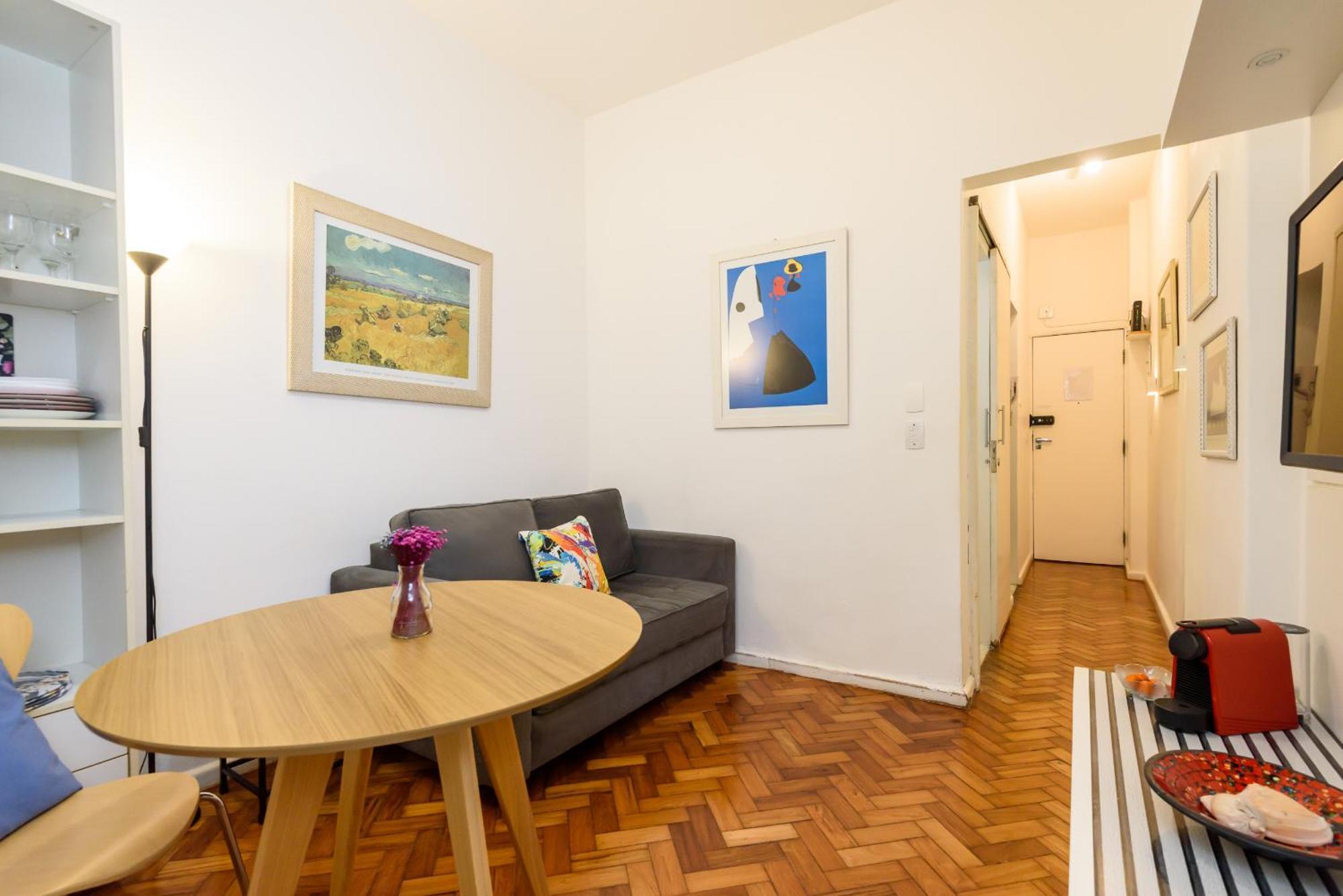 Tranquilo, Na Quadra Da E Perto De - Besthostrio Apartemen Rio de Janeiro